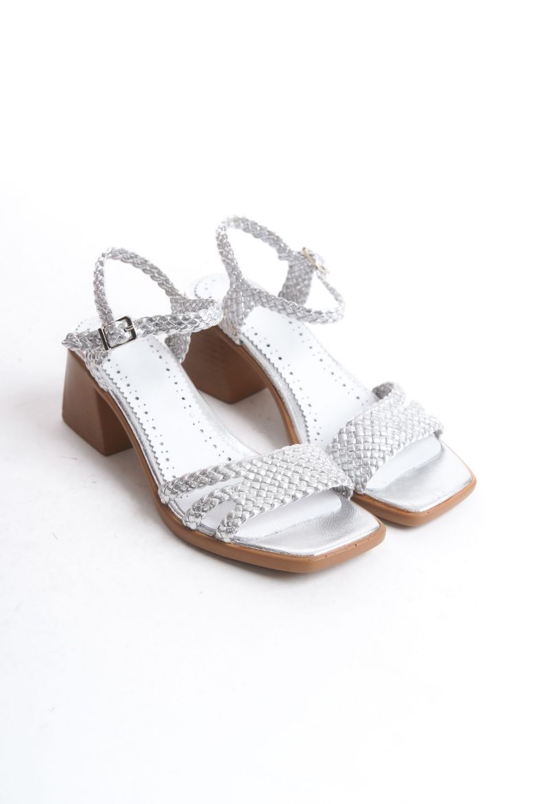 Hakiki Deri 34-35-41-42 Numara Topuklu Örgü Sandalet Silver resmi