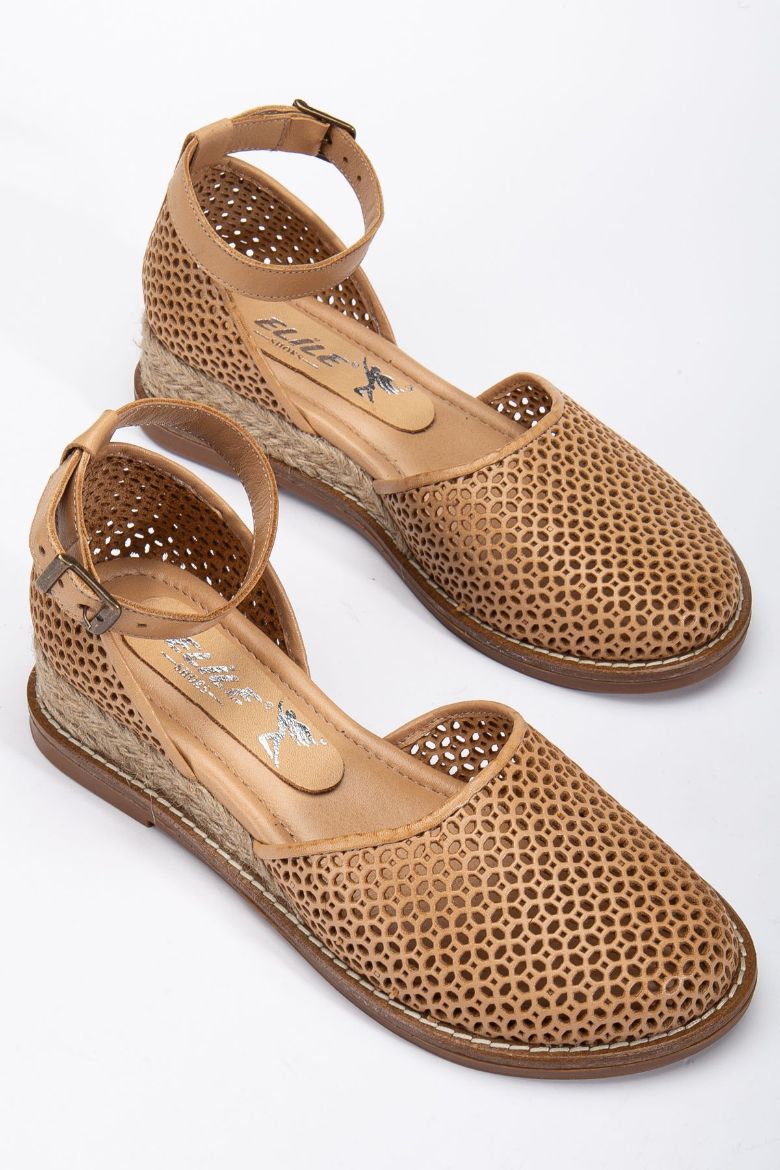 Hakiki Deri 35 Numaradan 41-42-43-44-44 Numaraya Kadar Delikli Sandalet Cappuccino resmi