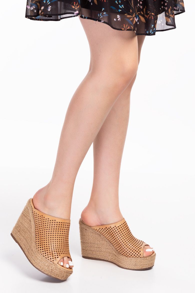 Hakiki Deri Yüksek Topuklu Kadın Terlik 34-35-41-42-43-44 Numara Krem resmi