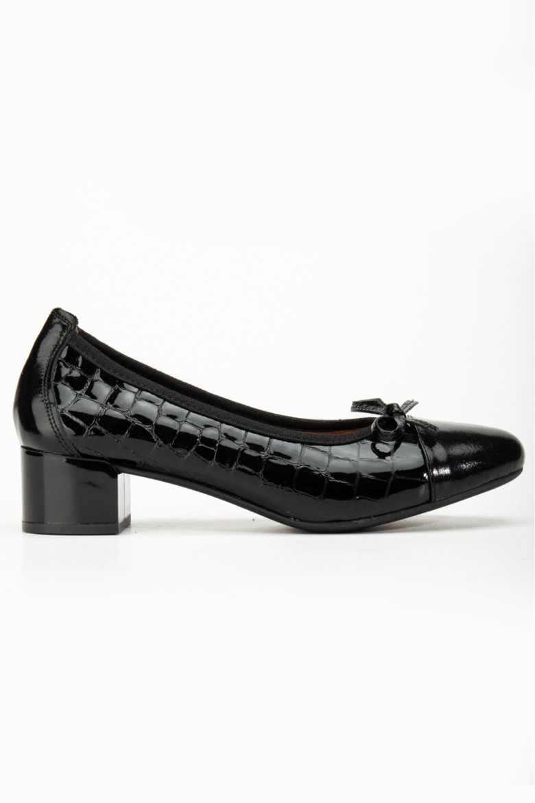 Hakiki Deri 36 Numaradan 42 Numaraya Kadar Topuklu Ayakkabı Siyah resmi