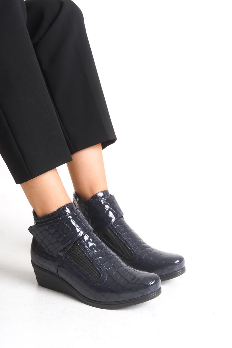 Hakiki Deri 33-34-35-36 Numaradan 41-42-43-44-45 Numaraya Kadar Comfort Kadın Bot Lacivert resmi