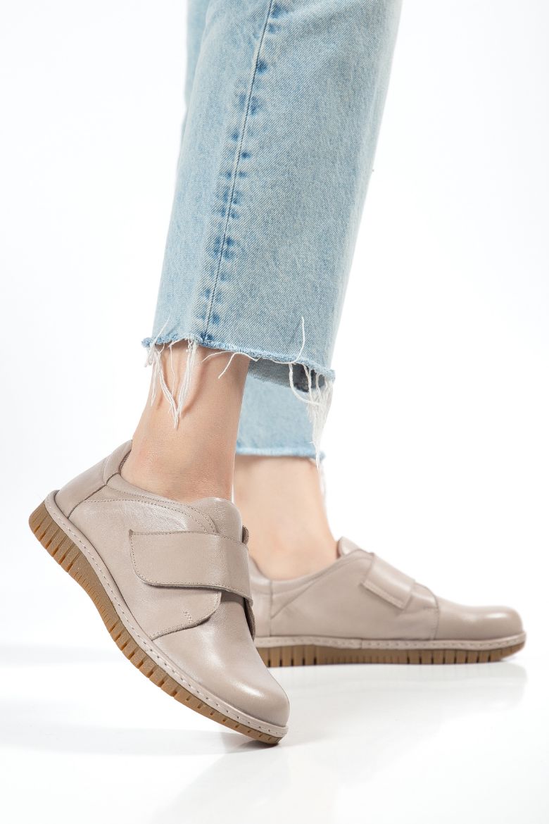 Hakiki Deri 36-37-38-39-40-41 Numara Kadın Cırt Bantlı Ayakkabı Açık Vizon resmi