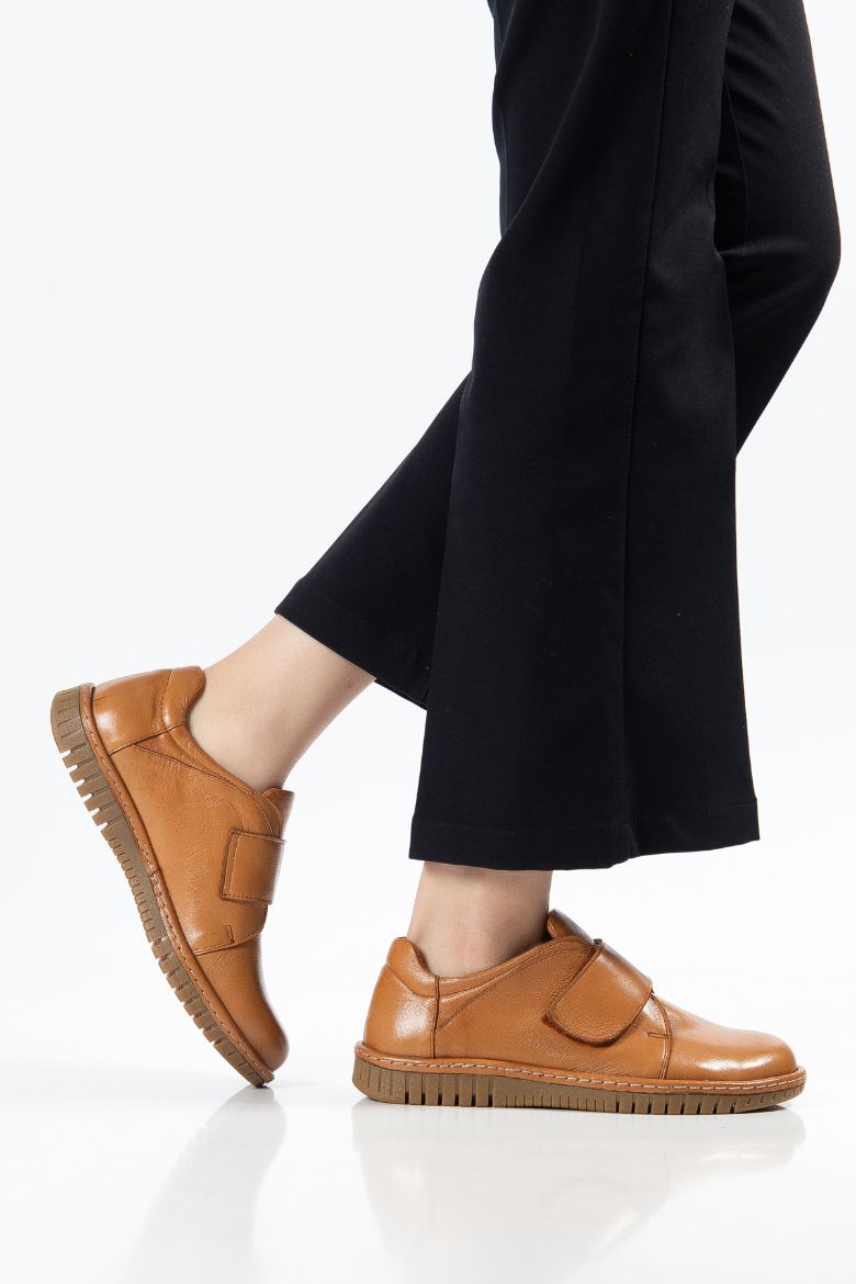 Hakiki Deri 36-37-38-39-40-41 Numara Kadın Cırt Bantlı Ayakkabı Taba resmi