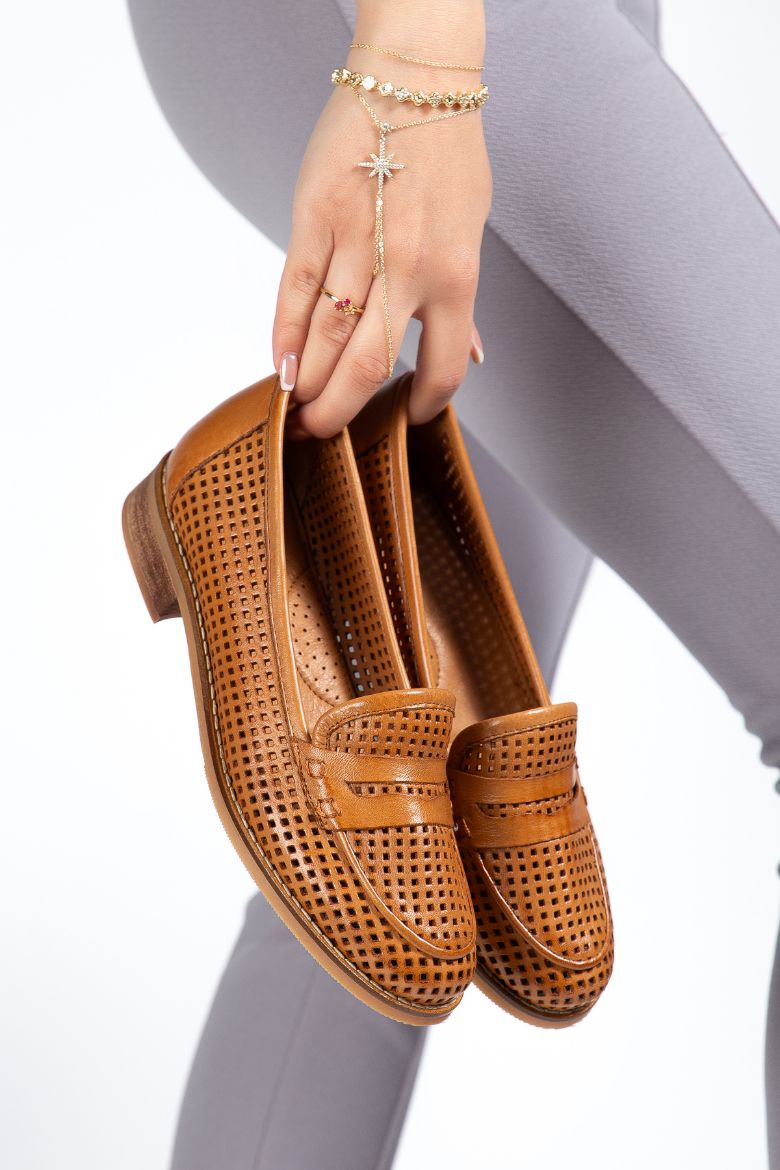 Hakiki Deri 33-34-35-36-37-38-39-40-41-42-43-44-45 Numara Lazer Kesim Delikli Kadın Ayakkabı Taba resmi