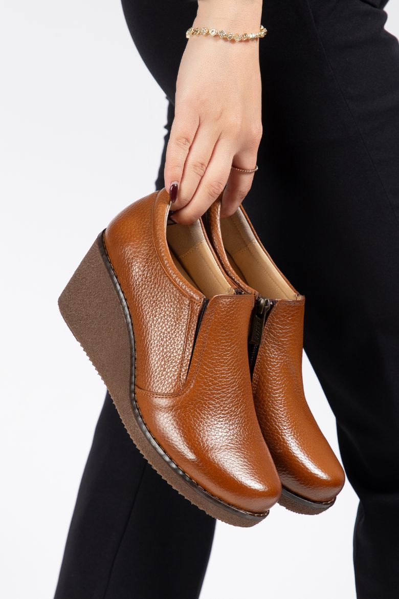 Hakiki Deri 34-35 Numaradan 41-42 Numaraya Kadar Kadın Ayakkabı Fındık resmi