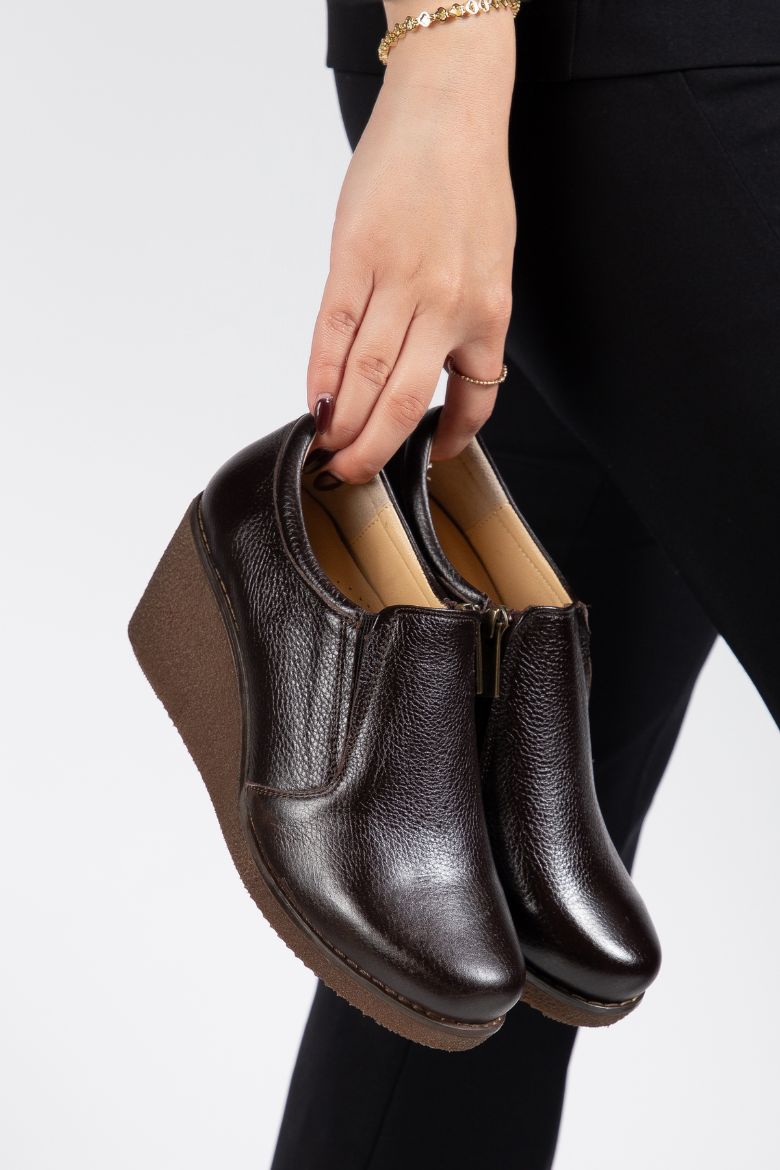 Hakiki Deri 34-35 Numaradan 41-42 Numaraya Kadar Kadın Ayakkabı Kahverengi resmi