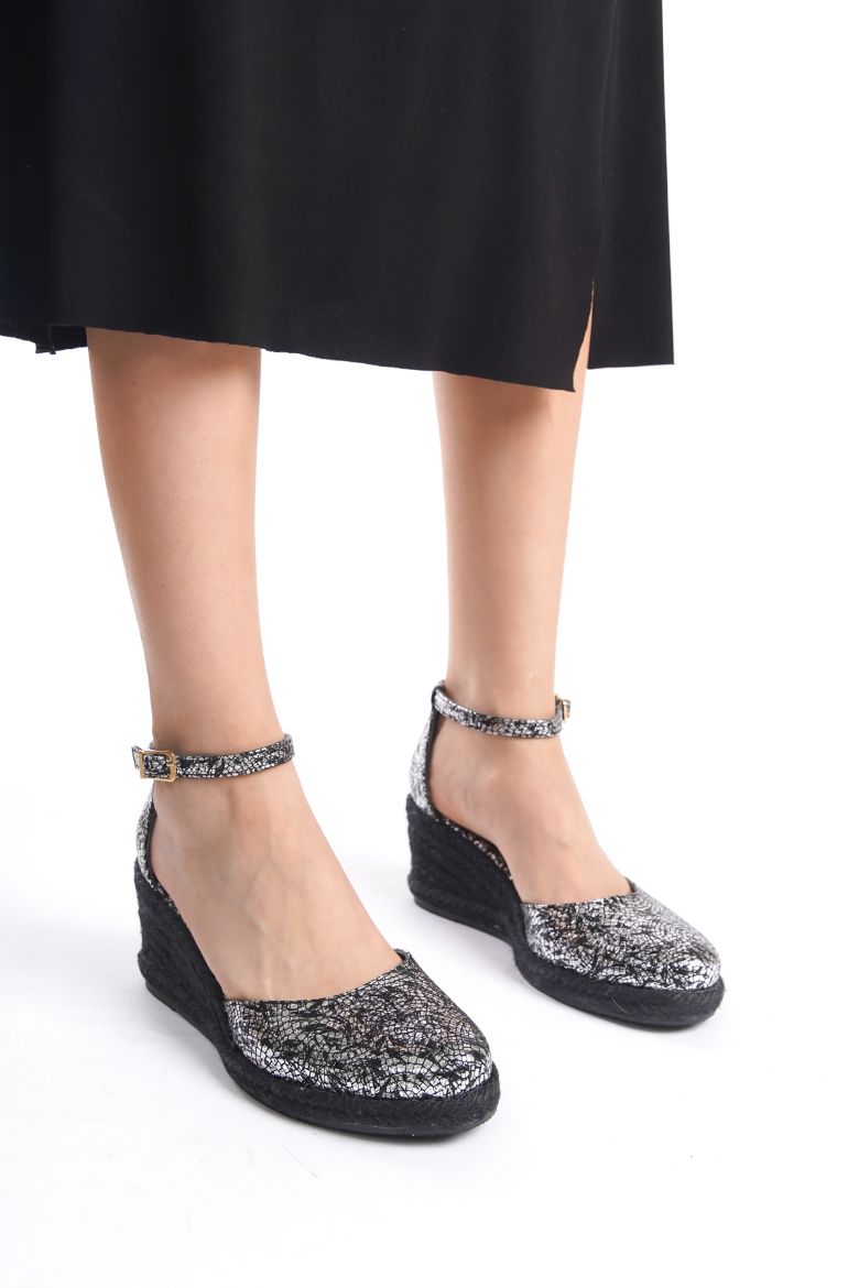 Hakiki Deri Gelinlik  Kadın Sandalet  33- 34-35-41-42  43-44 -45Numara cam kırığı resmi