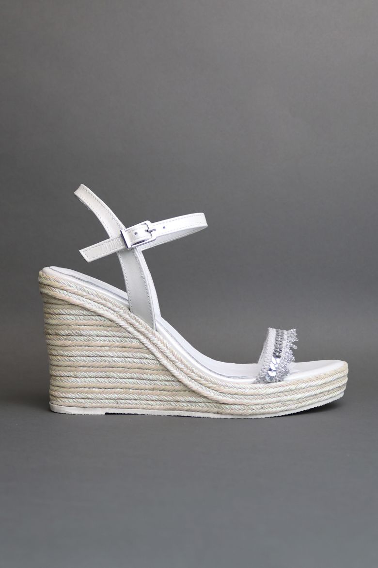 Hakiki Deri Gelinlik  Kadın Sandalet 34-35-41-42  43-44 Numara gümüş resmi